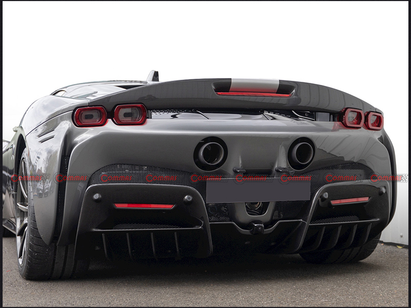 فيراري SF ألياف الكربون