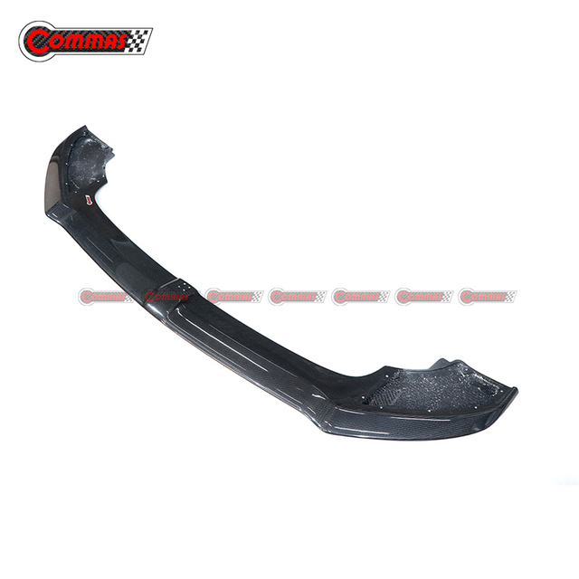 فاصل الشفاه الأمامي من ألياف الكربون W12 إصدار محدود لسيارة بنتلي بينتايجا