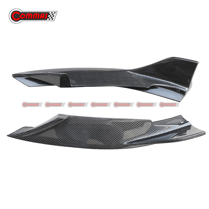 أستون مارتن DB11 زاوية اللف الأمامي