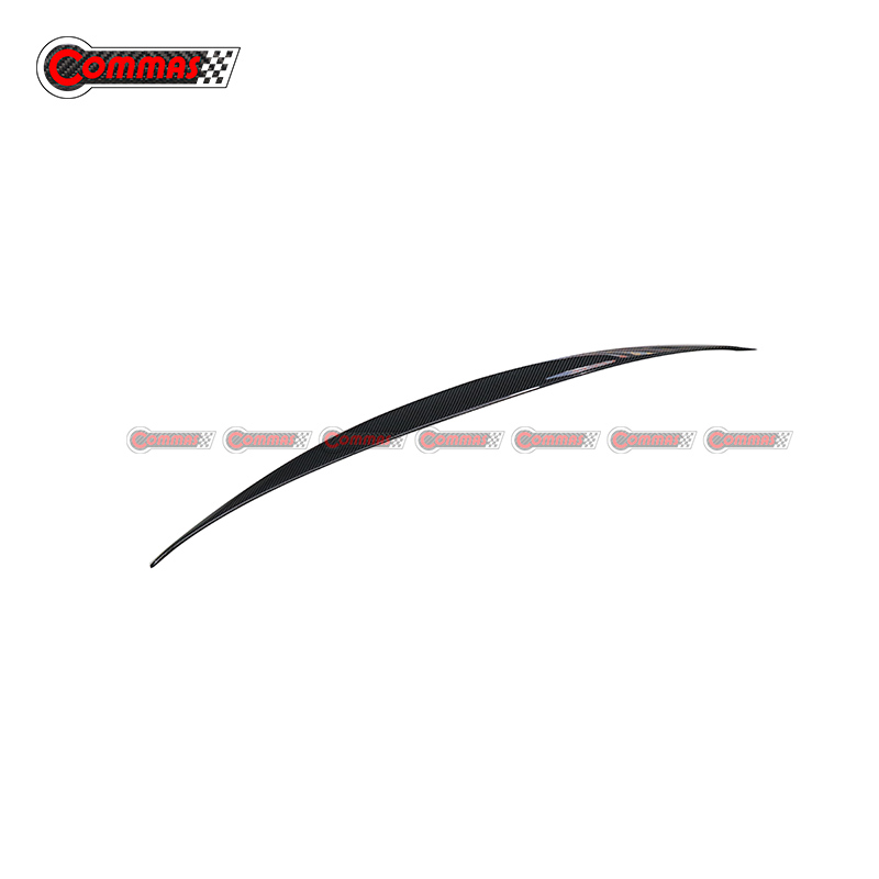 رولز رويس رايث الجناح الخلفي من ألياف الكربون الجافة